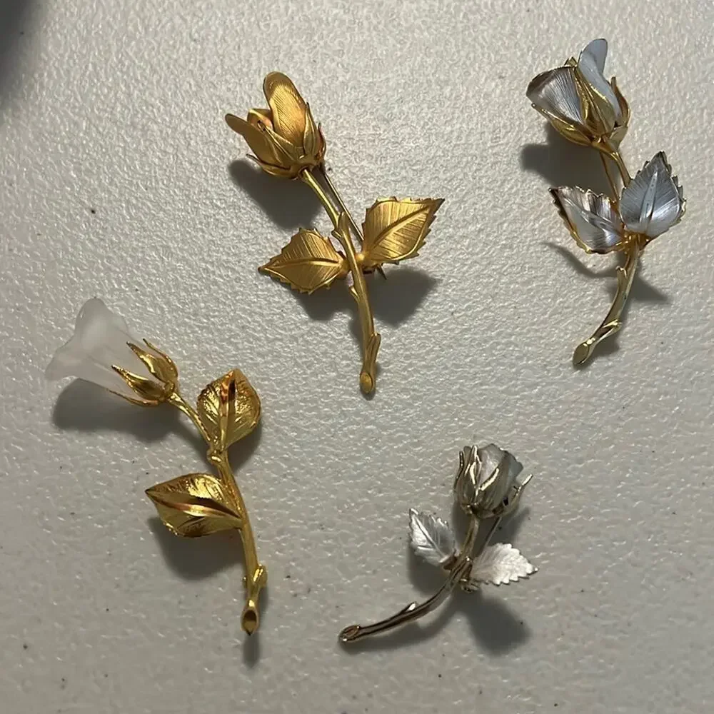 Vintage rose brooch bundle